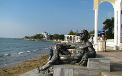 appearance-in-the-crimea-resort-evpati_1