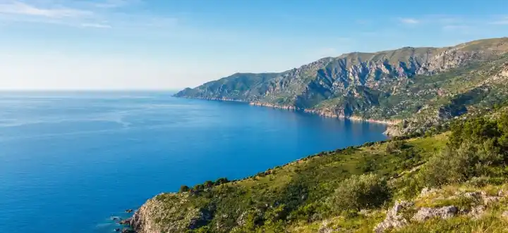 Crimean peninsula land of contrasts