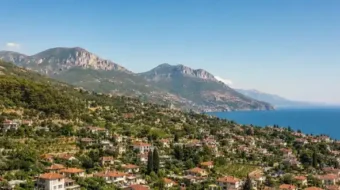 Beauty and nature alushta